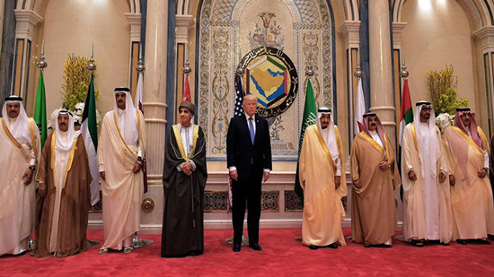 البيت الأبيض يطالب قطر بالالتزام بمكافحة الإرهاب