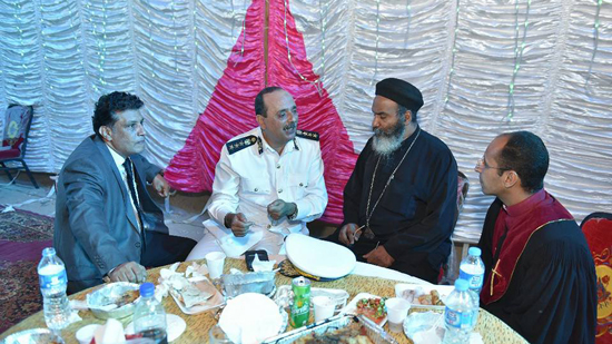 قسم كرموز بالإسكندرية يقيم مأدبة إفطار بحضور بعض رجال الدين المسيحي 