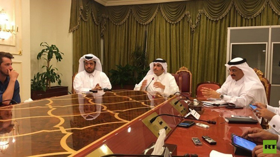وزير الخارجية القطري يشترط رفع الحصار عن بلاده من أجل إطلاق حوار لحل الأزمة الخليجية