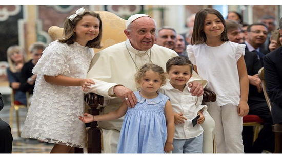 البابا فرنسيس يستقبل أعضاء الرابطة الإيطاليّة لمكافحة السرطان