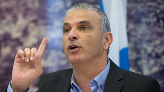 وزير إسرائيلي لنفسه : أنت أفضل شخص لرئاسة الدولة 