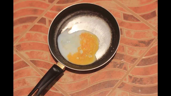 طهي البيض علي الشمس في الصين 