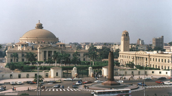 المعركة حول رئاسة جامعة القاهرة أم حول رئاسة مصر؟