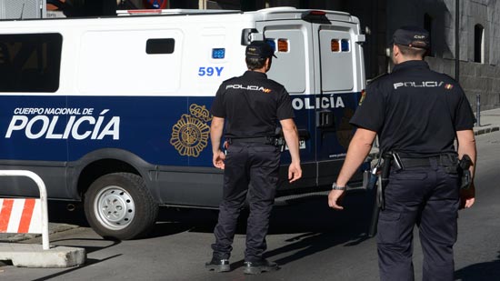 الشرطة الأسبانية تحذر المواطنين من الاقتراب من مكان حادث الدهس