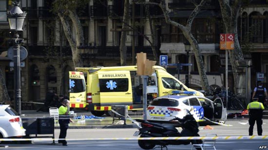 القبض على شخصين متورطين في حادث دهس برشلونة