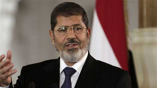 4 مهددين بإسقاط الجنسية أبرزهم مرسي وأبو تريكة