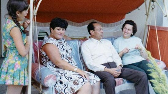 عائلة مصري أنقذ يهودا أثناء الهولوكوست تقبل شهادة التقدير الإسرائيلية
