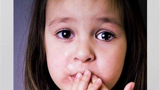 أعراض خطيرة تظهر على الأطفال بعد تعرضهم للعنف والصدمات.. تعرف عليها