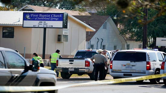 حاكم ولاية تكساس يكشف تفاصيل الهجوم على الكنيسة وقتل 26 شخص