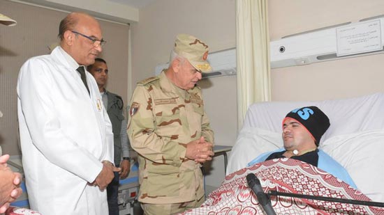  رئيس الأركان يزور مصابي العمليات العسكرية من رجال القوات المسلحة