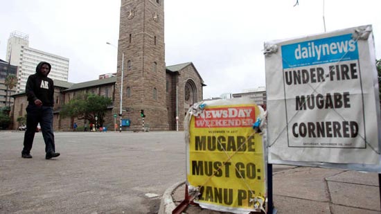 زيمبابوي... الحزب الحاكم يتحرك لعزل موغابي