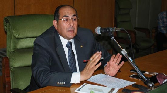  الدكتور أيمن عبد المنعم، محافظ سوهاج
