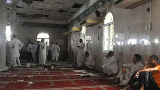 عاجل : استشهاد 50 مصلي بمسجد الروضة بالعريش 