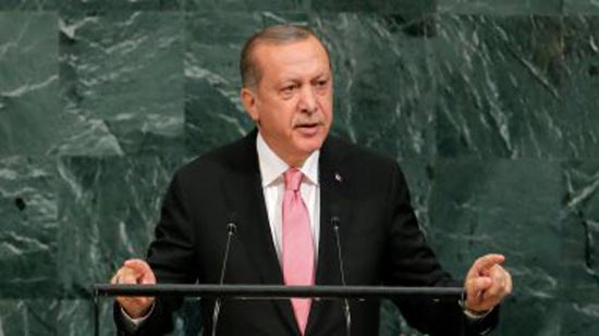 المعارضة التركية تتهم أقارب أردوغان بتحويل ملايين الدولارات لشركة أوفشور