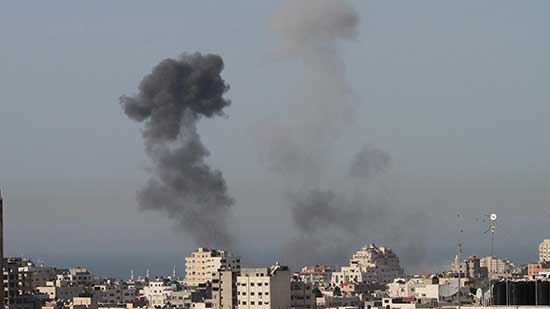 غارات إسرائيلية على بعض مواقع في غزة