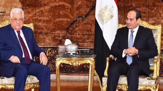السيسى يستقبل الرئيس الفلسطينى فى قصر الاتحادية