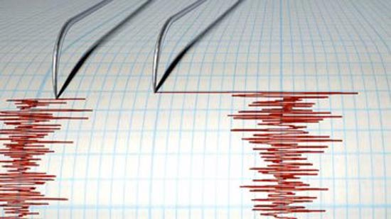 زلزال بقوة 6.5 درجة على مقياس ريختر قبالة جاوة فى إندونيسيا