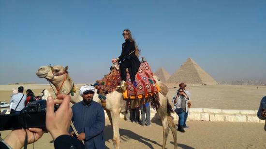  ملكة جمال اليونان من مصر: حققت حلم حياتي بدخول الهرم الأكبر