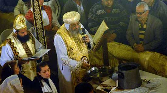 «القلقاس» و«القصب» على مائدة الأقباط في عيد الغطاس بالإسكندرية