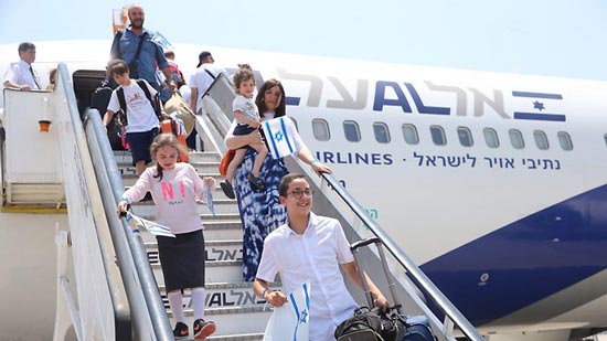  استطلاع رأي: 57% من العرب يرغبون بزيارة إسرائيل