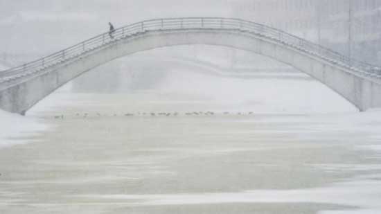 موسكو: عاصفة ثلجية لم غير مسبوقة منذ مئة سنة