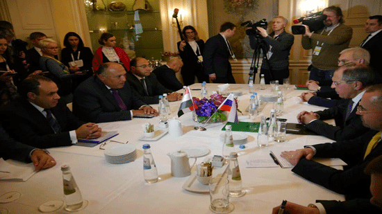 وزيرا خارجية مصر وروسيا يعقدان جلسة مباحثات ثنائية 
