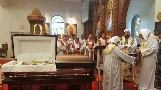  الأنبا يوسف في جنازة الأنبا بقطر: نتذكر بكل الخير تعبه في خدمة الإيباراشية