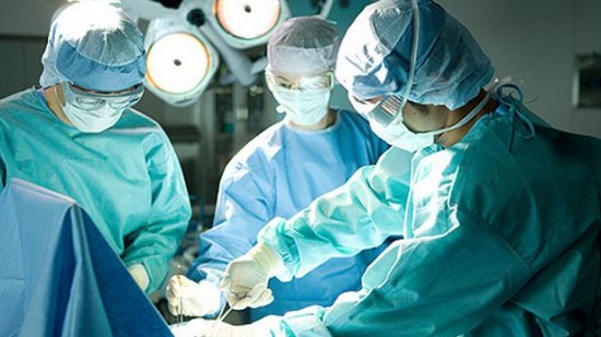  أستاذ جراحة التجميل يكشف تفاصيل زراعة ذراع كامل في مستشفى الزقازيق 