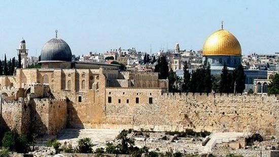 سلطات الاحتلال تجمد الإجراءات الضريبية ضد الكنائس في القدس