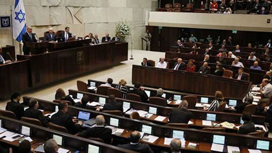الكنيست الإسرائيلى يقر قانونًا يسمح باحتجاز جثامين الفلسطينيين