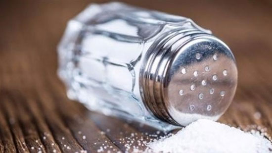 احذر .. 4 تأثيرات خطيرة للإفراط في تناول الملح
