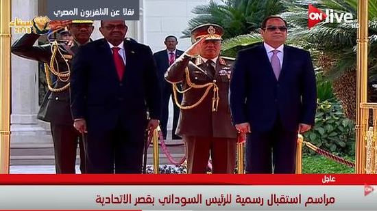 بالفيديو.. مراسم استقبال رسمية للرئيس السوداني بقصر الاتحادية