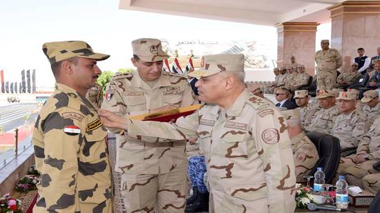  وزير الدفاع: مصر ستظل وطنًا عزيزًا لكل المصريين تحميها قوات مسلحة وطنية 