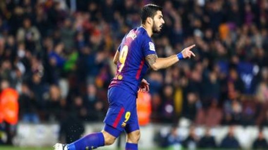 فيديو.. سواريز يحرز هدف برشلونة الأول أمام فالنسيا فى الدورى الإسبانى