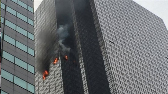 شاهد .. حريق ضخم في برج ترامب
