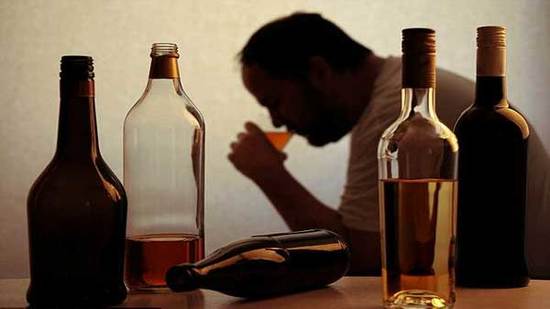 التبغ والكحول أكبر خطرين على الصحة