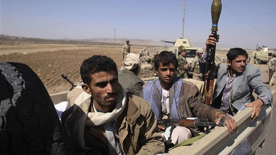 الحوثيون يفخخون ميناء الحديدة وينهبون المرافق الحكومية