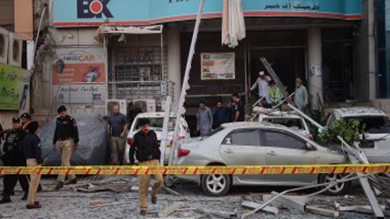 مقتل 6 أشخاص وإصابه 36 فى انفجار قنبلة بتجمع انتخابى بباكستان