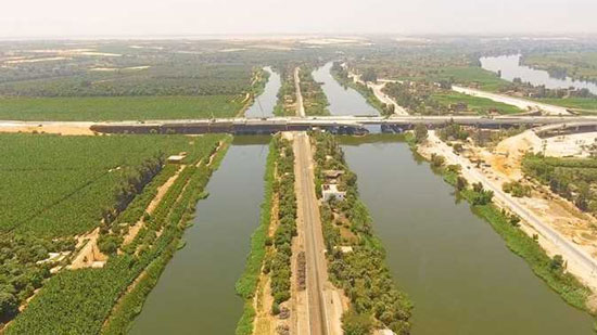 «النقل» تعلن الانتهاء من أطول طريق دائري في أفريقيا: يربط 7 محافظات (صور)
