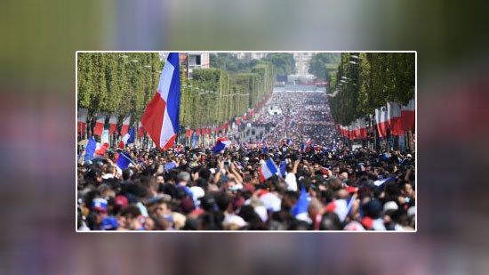 آلاف الفرنسيين يحتشدون لاستقبال منتخب الديوك