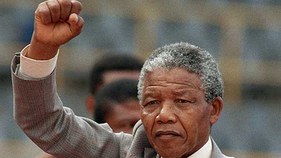 نيلسون مانديلا.. الإفريقي الثوري