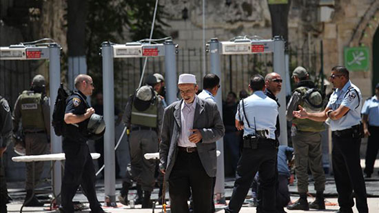 إسرائيل تعيد فتح أبواب المسجد الأقصى أمام المصلين