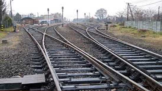  السكك الحديد تعتذر عن تأخر بعض قطارات الوجه القبلي نتيجة انقلاب قطار أسوان