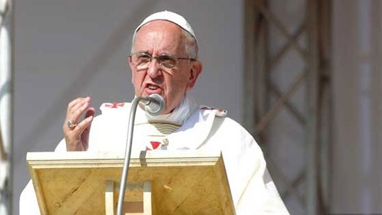 البابا فرنسيس يتبرع بعشرة آلاف يورو للاجئين من اليمن