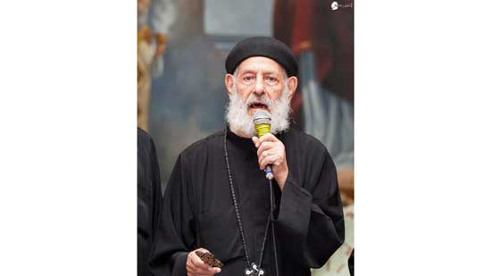  الكنيسة تعلن وفاة والد مطران القدس شيخ كهنة أبو تيج ووكيل المطرانية 
