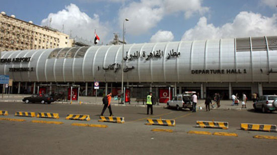 رئيس قطاع الآثار يتفقد الوحدات الأثرية بمطار القاهرة الدولي