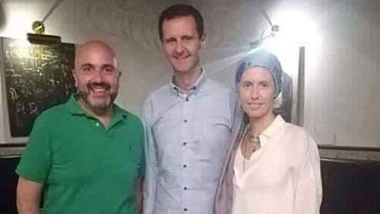 أسماء الأسد تظهر بحجاب يغطي شعرها