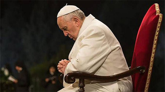  البابا فرنسيس يصلي من أجل شباب أفريقيا