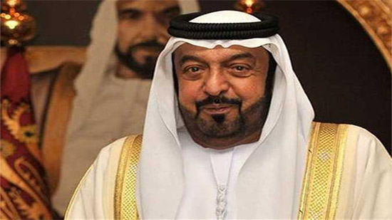 السفير المصري في الإمارات يتقلد وسام الاستقلال من الطبقة الأولى