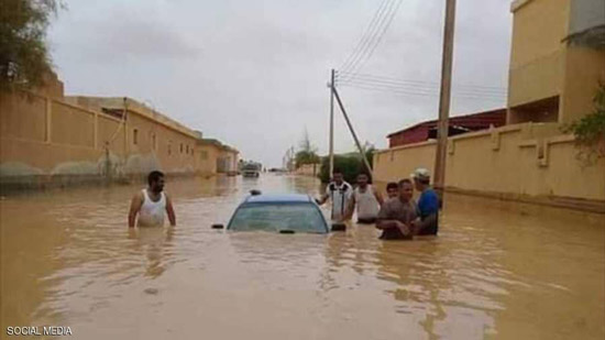 الأمطار تقتل شخصين في ليبيا.. وتهدم منازل بالجزائر

